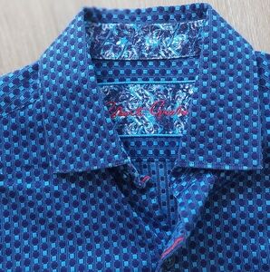 Robert Graham Button Down Shades Of Blue Shirt